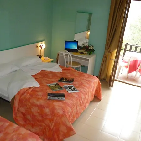 Cima D'oro Hotel 2*